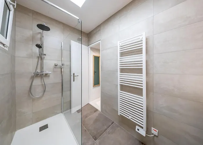 Apartamento T4-80m2 Superbe Vue Sant Ambroggio