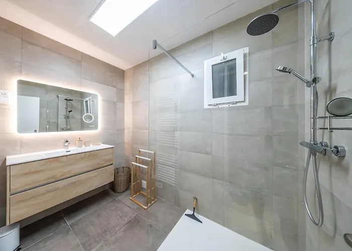 T4-80m2 Superbe Vue Sant Ambroggio Apartamento